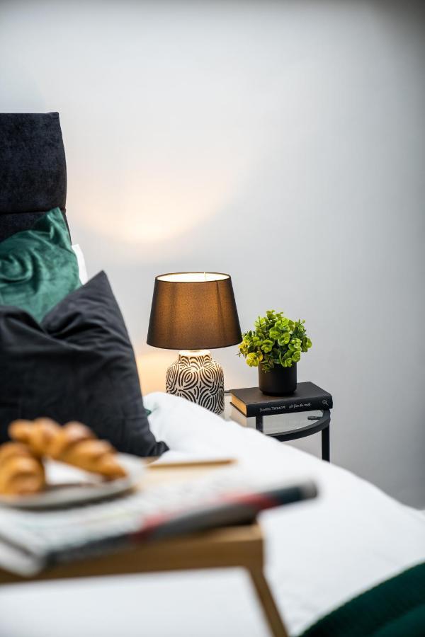 Hosta Group - Prestige 1 Bed Apartment - The Olive ケンブリッジ エクステリア 写真